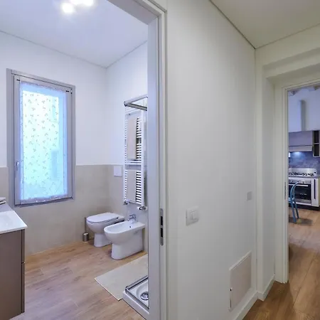 Liberty Apt Mandello